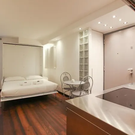 Hacca Collection - Charming In Corso Magenta Appartamento